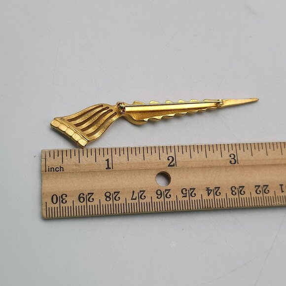 Gold Tone Spiral Sceptre Staff Brooch With Clear Rhinestone Accent - Picture 4 of 4